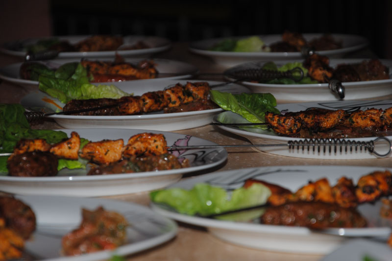 Barbecue Dinner - Slider 01